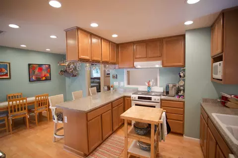 2570 Rosebud Ln, Redding, CA 96002 photo 5