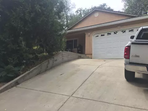 14660 Bass Dr, Redding, CA 96003 photo 1
