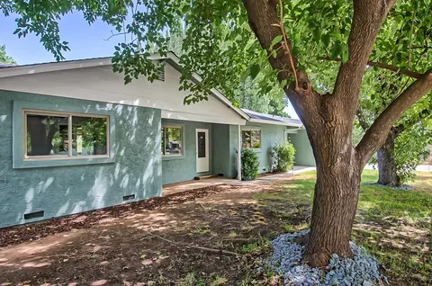 13544 Crystal St, Red Bluff, CA 96080 photo 2