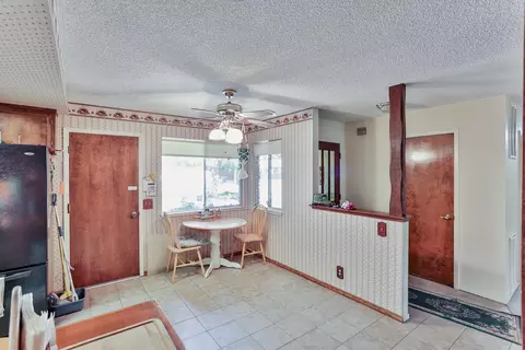 261 Newport Dr, Redding, CA 96001 photo 7