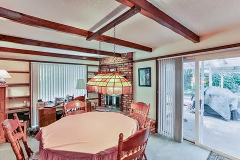 261 Newport Dr, Redding, CA 96001 photo 9