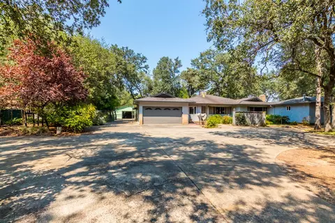 21066 Scheer Dr, Redding, CA 96002 photo 3