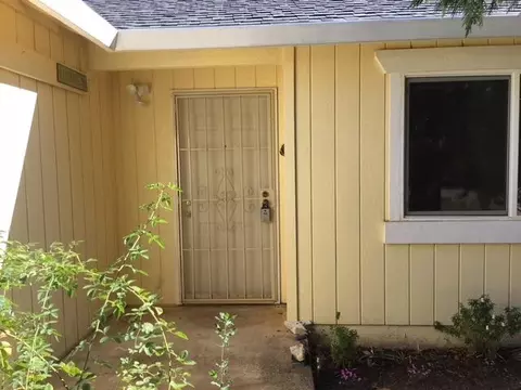 9923 Salmon Creek Rd, Redding, CA 96003 photo 2