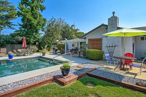 4976 Alta Rico Dr, Redding, CA 96002 photo 32