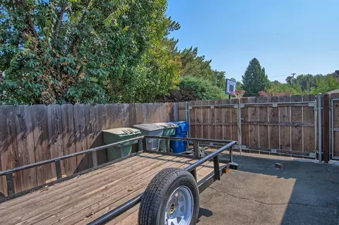 4976 Alta Rico Dr, Redding, CA 96002 photo 35