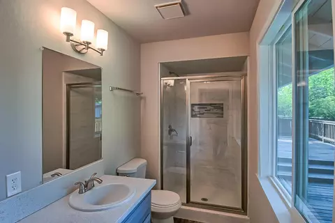 2458 Annette Dr, Redding, CA 96001 photo 23