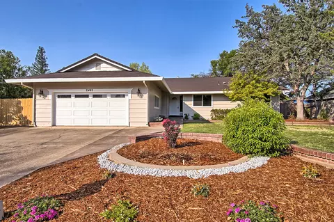 2458 Annette Dr, Redding, CA 96001 photo 1