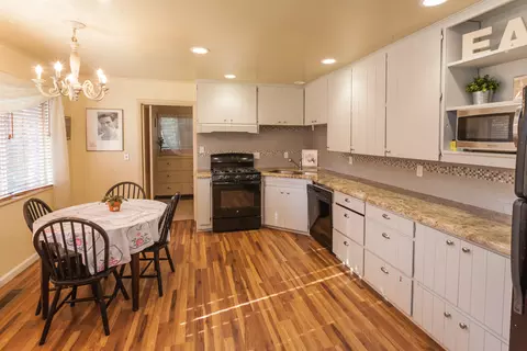 3550 Sunset, Redding, CA 96001 photo 2