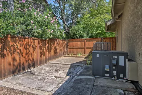 6091 Gleneagles Ct, Redding, CA 96003 photo 38