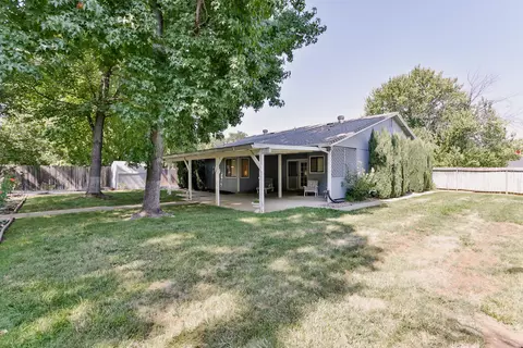 2970 Brookside Dr, Redding, CA 96001 photo 13