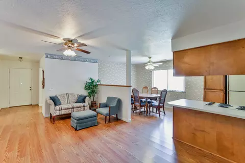 2970 Brookside Dr, Redding, CA 96001 photo 3