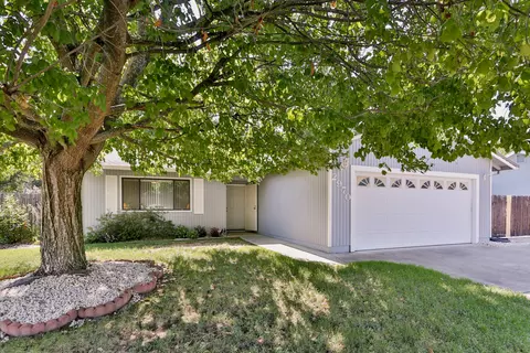 2970 Brookside Dr, Redding, CA 96001 photo 16