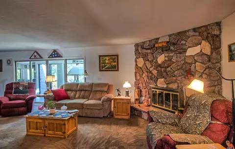 4345 Emily Way, Redding, CA 96001 photo 6