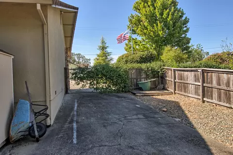4345 Emily Way, Redding, CA 96001 photo 34