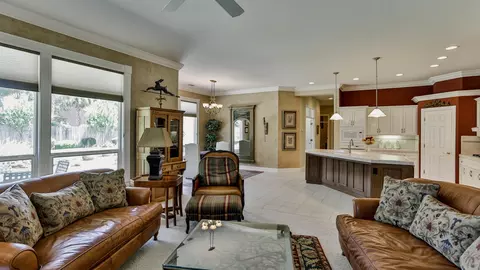 2764 Western Oak Dr, Redding, CA 96002 photo 12