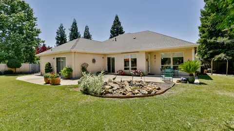 2764 Western Oak Dr, Redding, CA 96002 photo 40