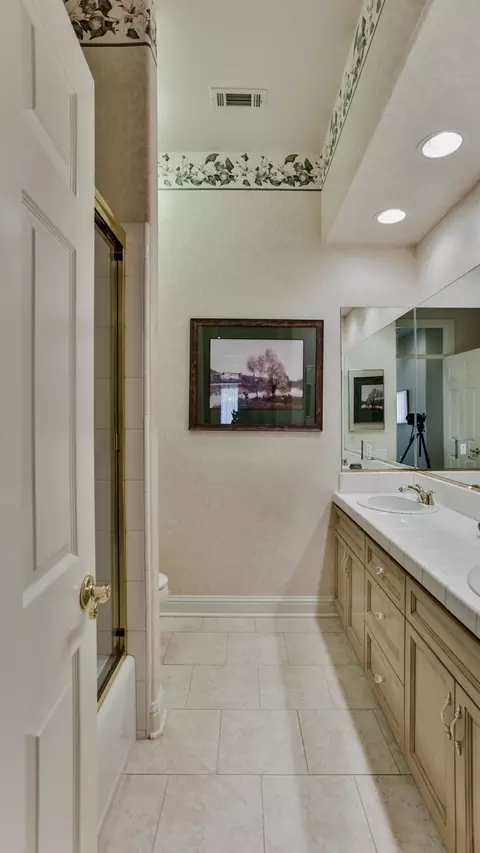2764 Western Oak Dr, Redding, CA 96002 photo 26