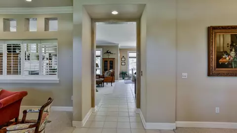 2764 Western Oak Dr, Redding, CA 96002 photo 8