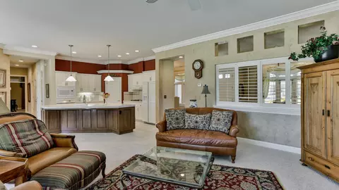 2764 Western Oak Dr, Redding, CA 96002 photo 11