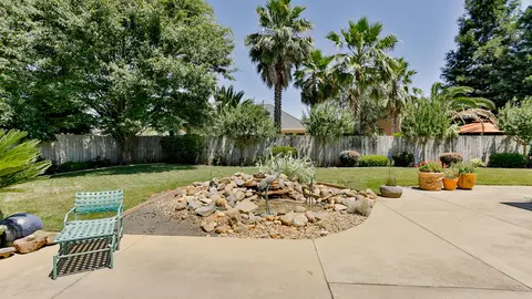 2764 Western Oak Dr, Redding, CA 96002 photo 39