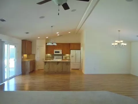 6502 Reflection St, Redding, CA 96001 photo 4