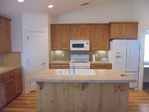 6502 Reflection St, Redding, CA 96001 photo 5