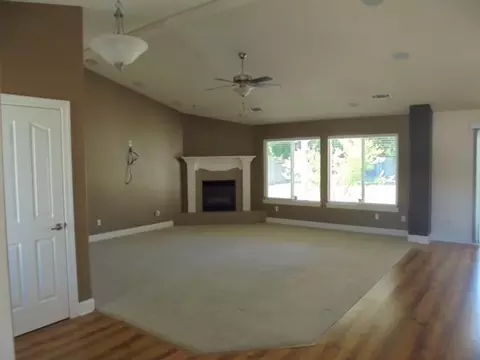 6502 Reflection St, Redding, CA 96001 photo 2