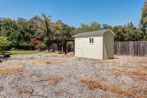5352 Cedars, Redding, CA 96001 photo 27