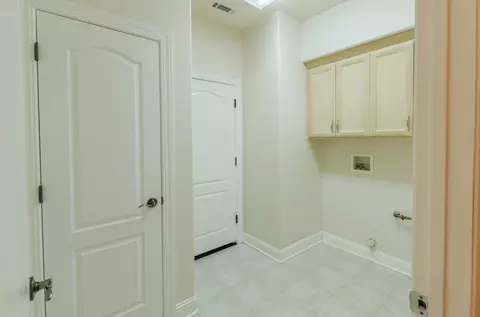 2402 Warm Spring Ln, Redding, CA 96003 photo 18
