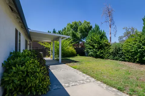 2402 Warm Spring Ln, Redding, CA 96003 photo 28