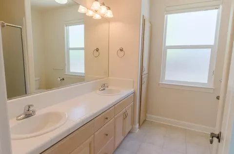 2402 Warm Spring Ln, Redding, CA 96003 photo 24