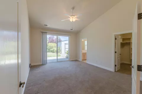 2402 Warm Spring Ln, Redding, CA 96003 photo 21