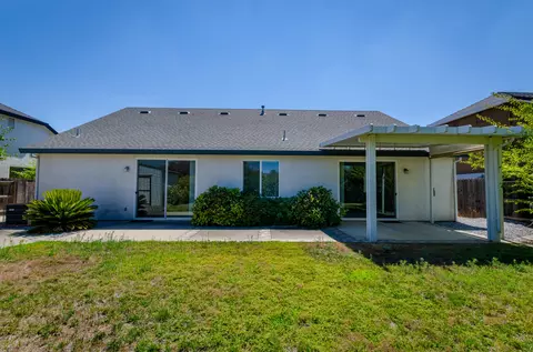 2402 Warm Spring Ln, Redding, CA 96003 photo 33