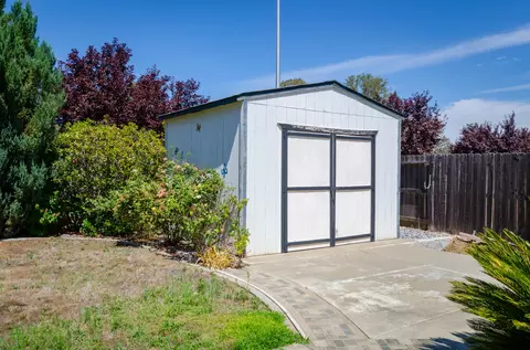 2402 Warm Spring Ln, Redding, CA 96003 photo 29