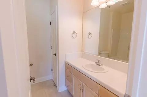 2402 Warm Spring Ln, Redding, CA 96003 photo 19