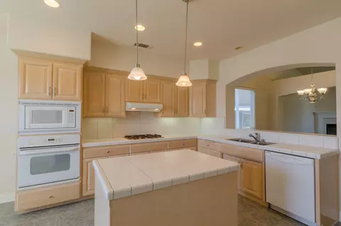 2402 Warm Spring Ln, Redding, CA 96003 photo 10