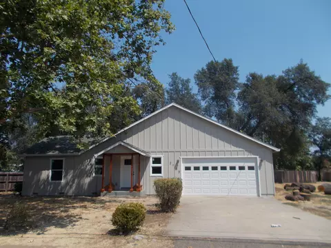 2745 Henderson Rd, Redding, CA 96002 photo 1