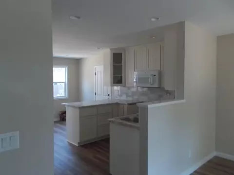 2745 Henderson Rd, Redding, CA 96002 photo 7