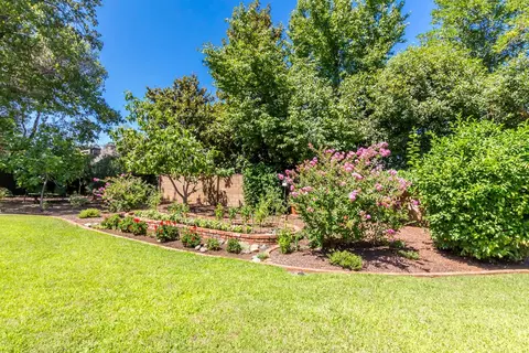 2530 Templeton Dr, Redding, CA 96002 photo 46