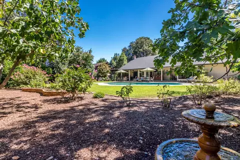 2530 Templeton Dr, Redding, CA 96002 photo 47