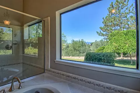 220 River Park Dr, Redding, CA 96003 photo 23