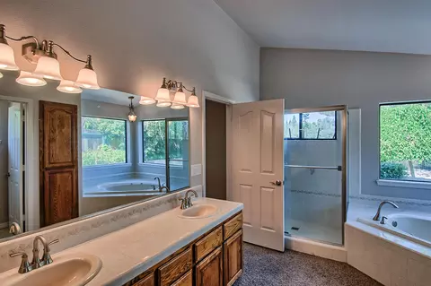 220 River Park Dr, Redding, CA 96003 photo 21