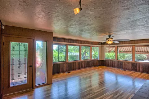 1196 Almond Ave, Redding, CA 96001 photo 4