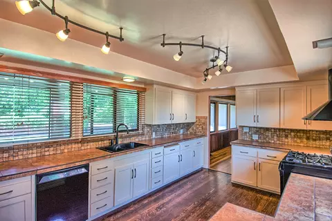 1196 Almond Ave, Redding, CA 96001 photo 13