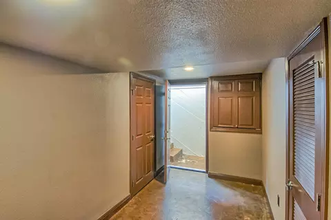 1196 Almond Ave, Redding, CA 96001 photo 28