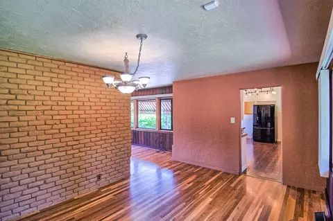 1196 Almond Ave, Redding, CA 96001 photo 8