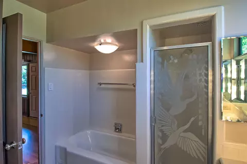 1196 Almond Ave, Redding, CA 96001 photo 22