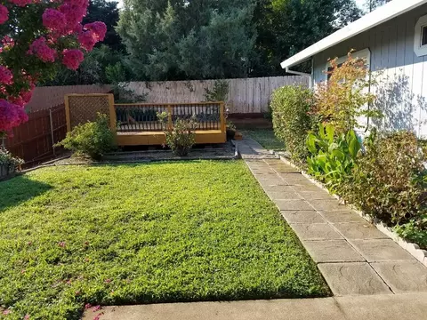 873 Spaniel Dr, Redding, CA 96003 photo 9