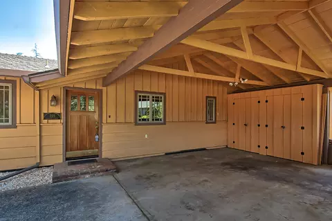 755 Cascade Ct, Redding, CA 96001 photo 2