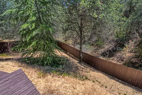 755 Cascade Ct, Redding, CA 96001 photo 31